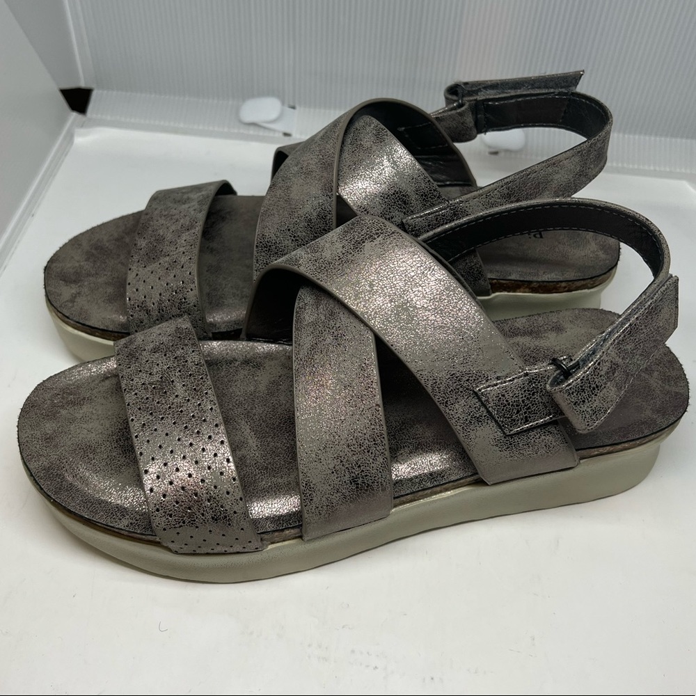 Pierre Dumas Pewter Casual Sandals SZ 9